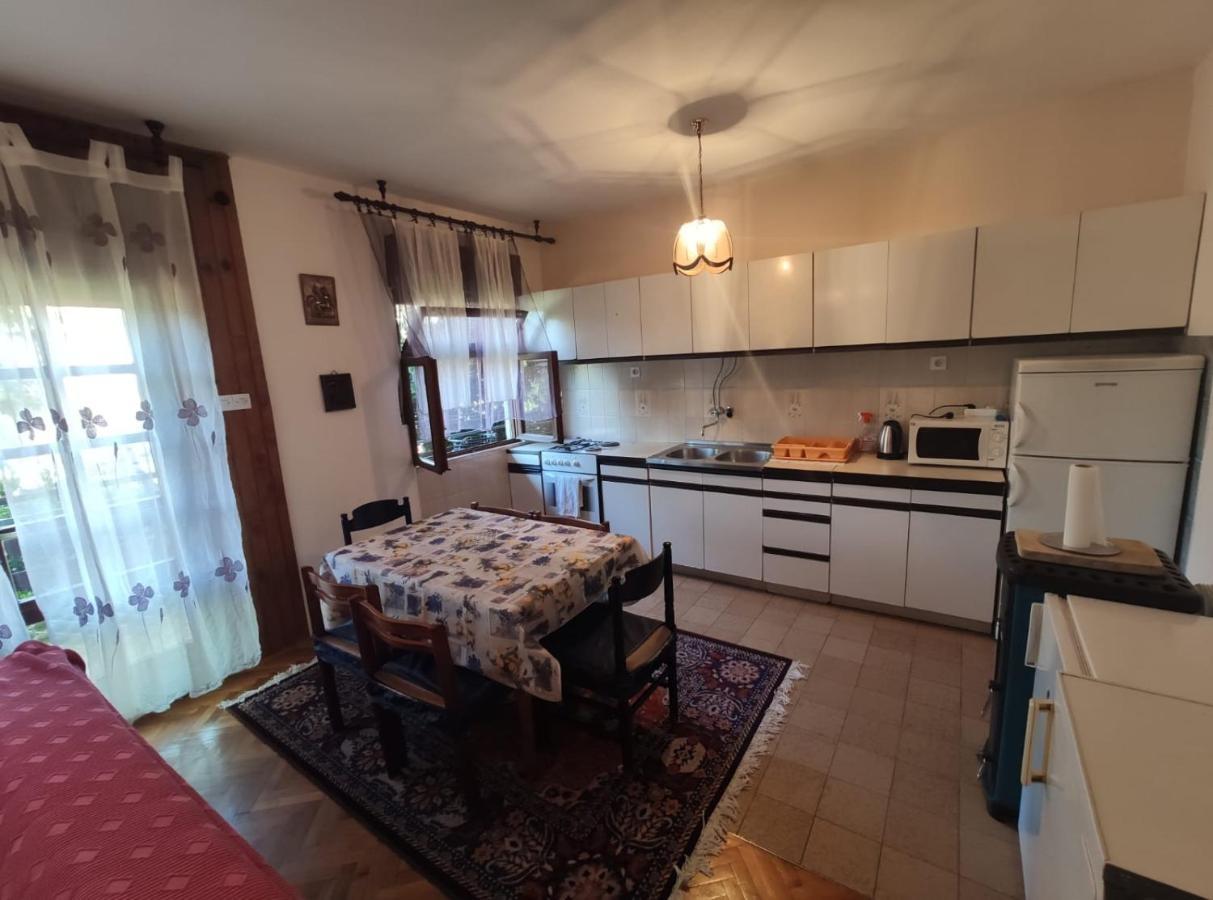 Family Apartment Near Beach Biograd Na Moru Exterior photo