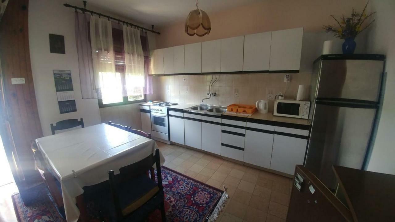 Family Apartment Near Beach Biograd Na Moru Exterior photo